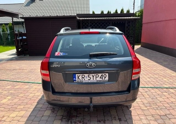 Kia Ceed cena 17600 przebieg: 254672, rok produkcji 2010 z Jastarnia małe 79
